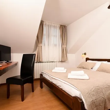 Apartment Moya *