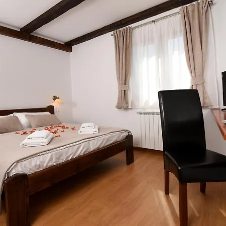 Apartment Moya