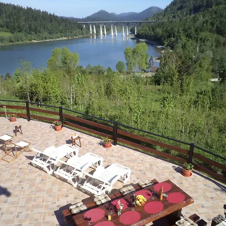 Apartamento Moya Fužine